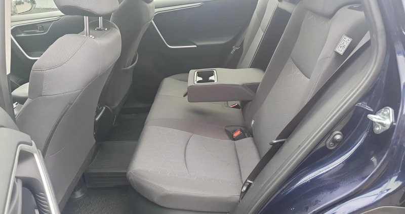 Toyota RAV4 cena 119900 przebieg: 61770, rok produkcji 2019 z Kartuzy małe 379